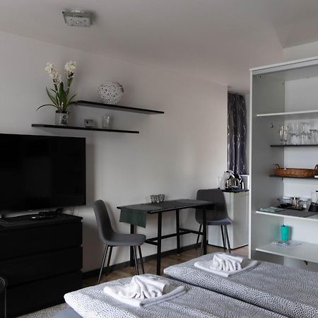 Apartman Navrchu 브레즈노 외부 사진