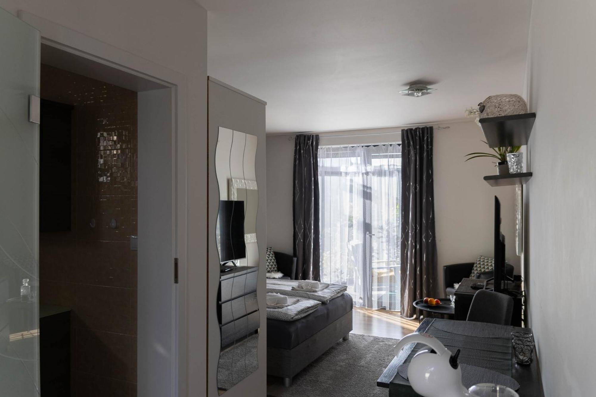 Apartman Navrchu 브레즈노 외부 사진